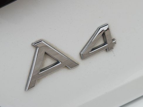 Used 2021 Audi A4 2.0T Premium Plus w/ Premium Plus Package AWD/4WD image 12