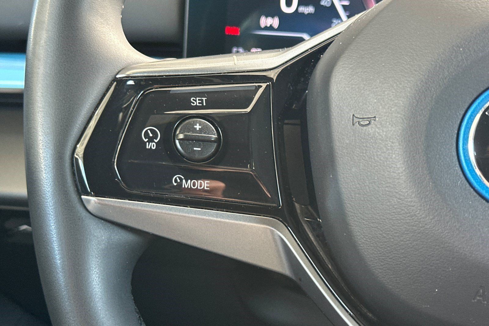 Certified 2024 BMW i5 eDrive40i w/ Premium Package RWD image 31