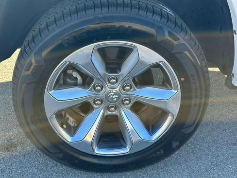 Used 2022 RAM 1500 Limited image 7