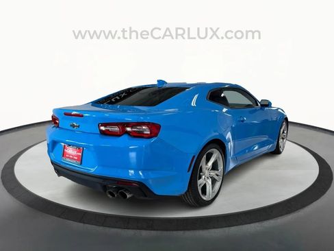 Used 2022 Chevrolet Camaro LT w/ Technology Package image 7