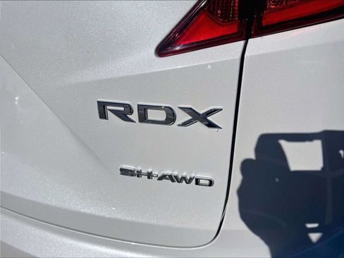 Used 2024 Acura RDX SH-AWD w/ Technology Package image 11