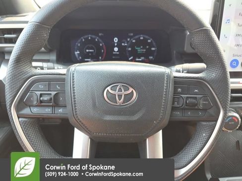 Used 2024 Toyota Tacoma TRD Sport AWD/4WD image 12