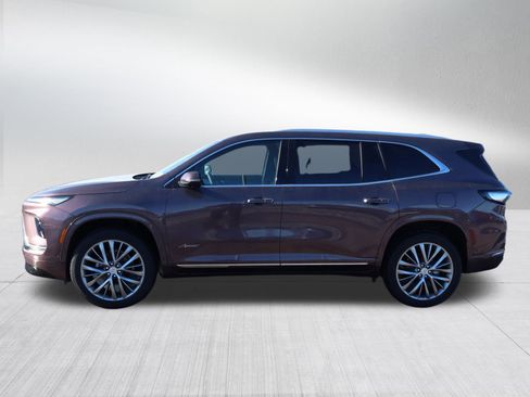 New 2026 Buick Enclave Avenir w/ Super Cruise Package image 4