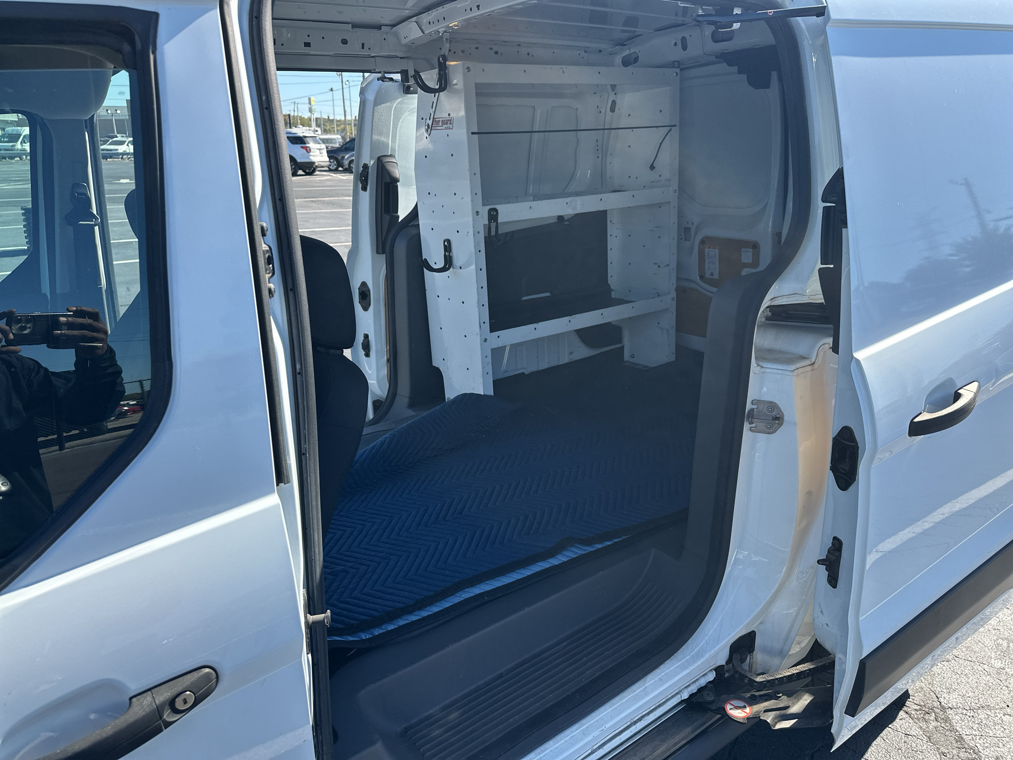 Used 2023 Ford Transit Connect XL FWD image 17