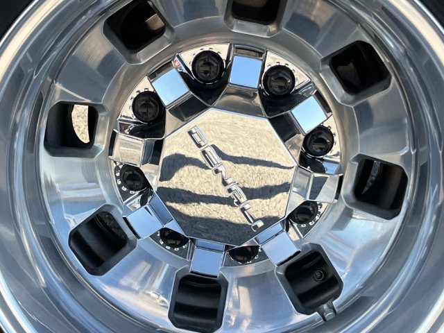 Used 2024 GMC Sierra 3500 Denali Ultimate AWD/4WD image 14