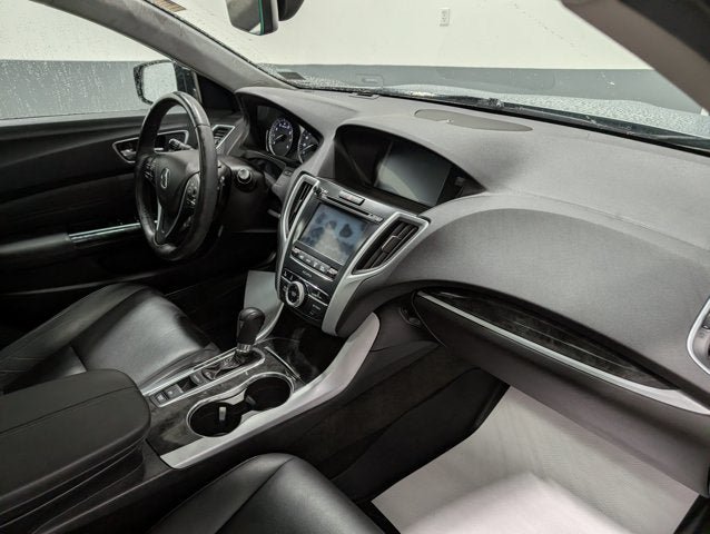 Used 2018 Acura TLX FWD image 17
