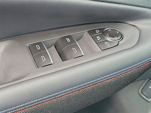 New 2026 Chevrolet Blazer EV RS image 11