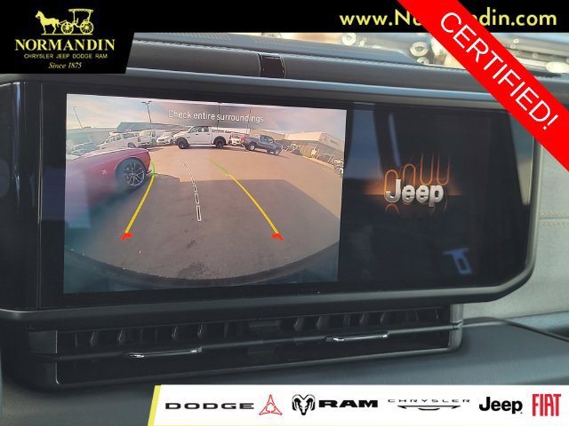 Certified 2025 Jeep Wrangler Unlimited Sahara AWD/4WD image 10