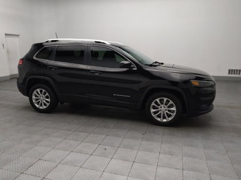 Used 2019 Jeep Cherokee Latitude w/ Popular Appearance Group image 10