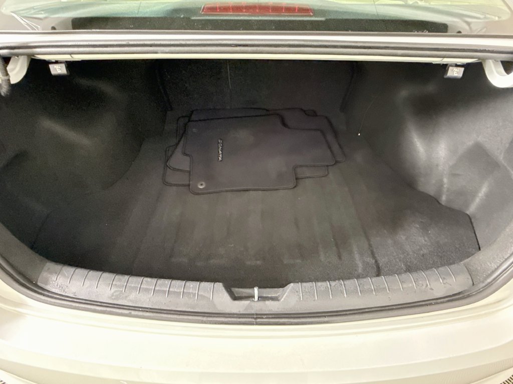 Used 2019 Hyundai Sonata SEL w/ Winter Weather Package FWD image 28