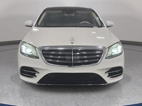 Used 2020 Mercedes-Benz S 450 Sedan image 3