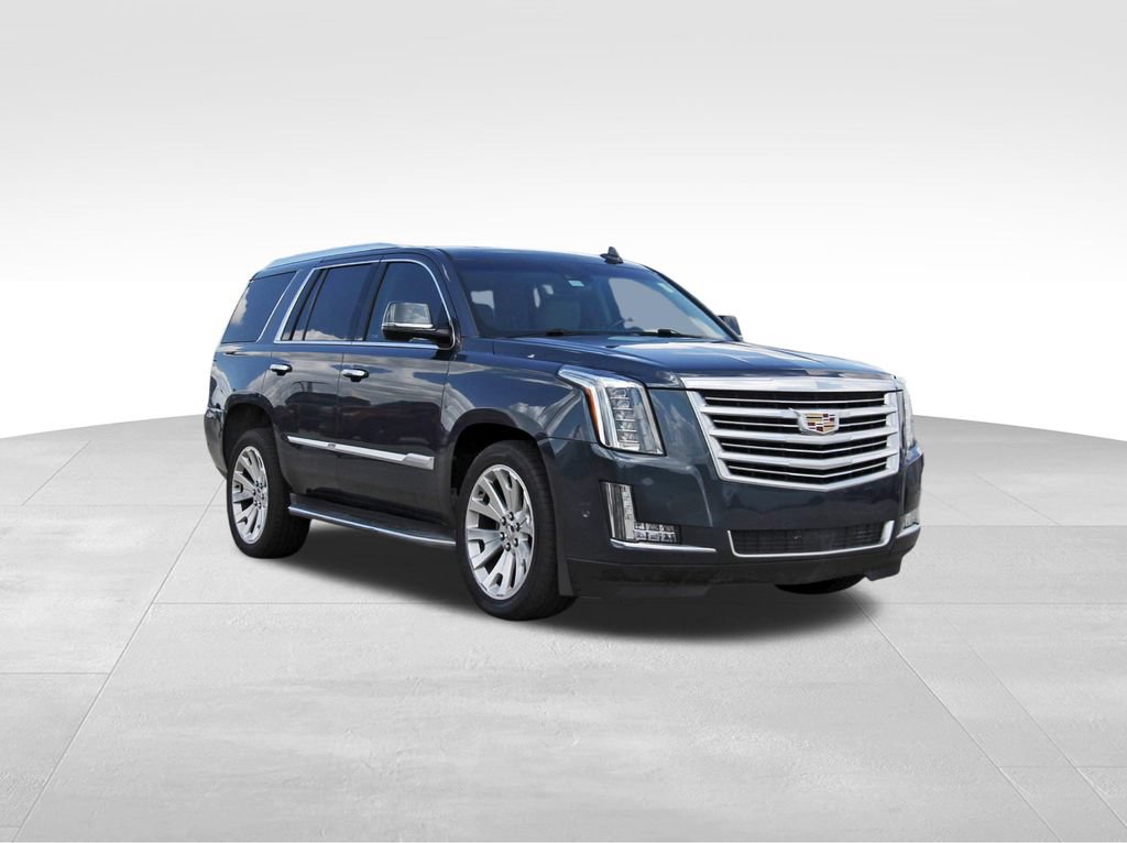 Used 2019 Cadillac Escalade Luxury RWD image 1