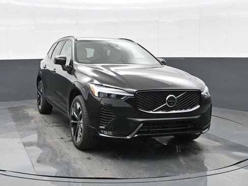 New 2026 Volvo XC60 B5 Plus w/ Protection Package Premier image 2