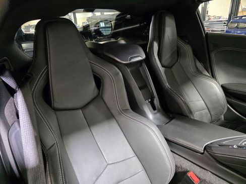 Used 2024 Chevrolet Corvette Stingray Preferred Cpe w/ Z51 Performance Package image 27