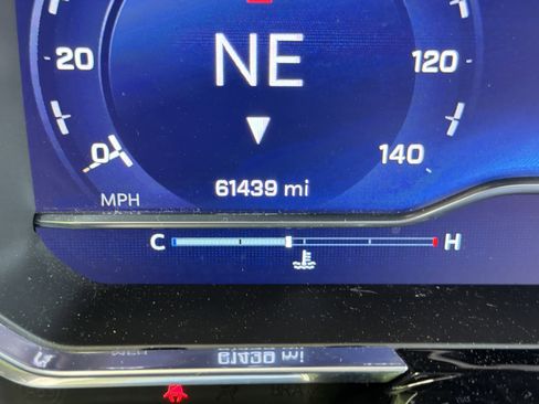 Used 2023 Chevrolet Silverado 1500 LTZ w/ LTZ Premium Package image 22