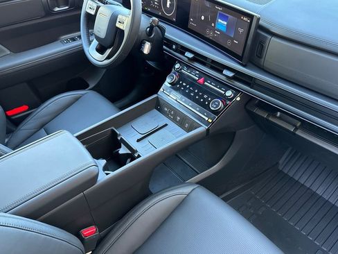 New 2025 Hyundai Santa Fe Calligraphy image 14