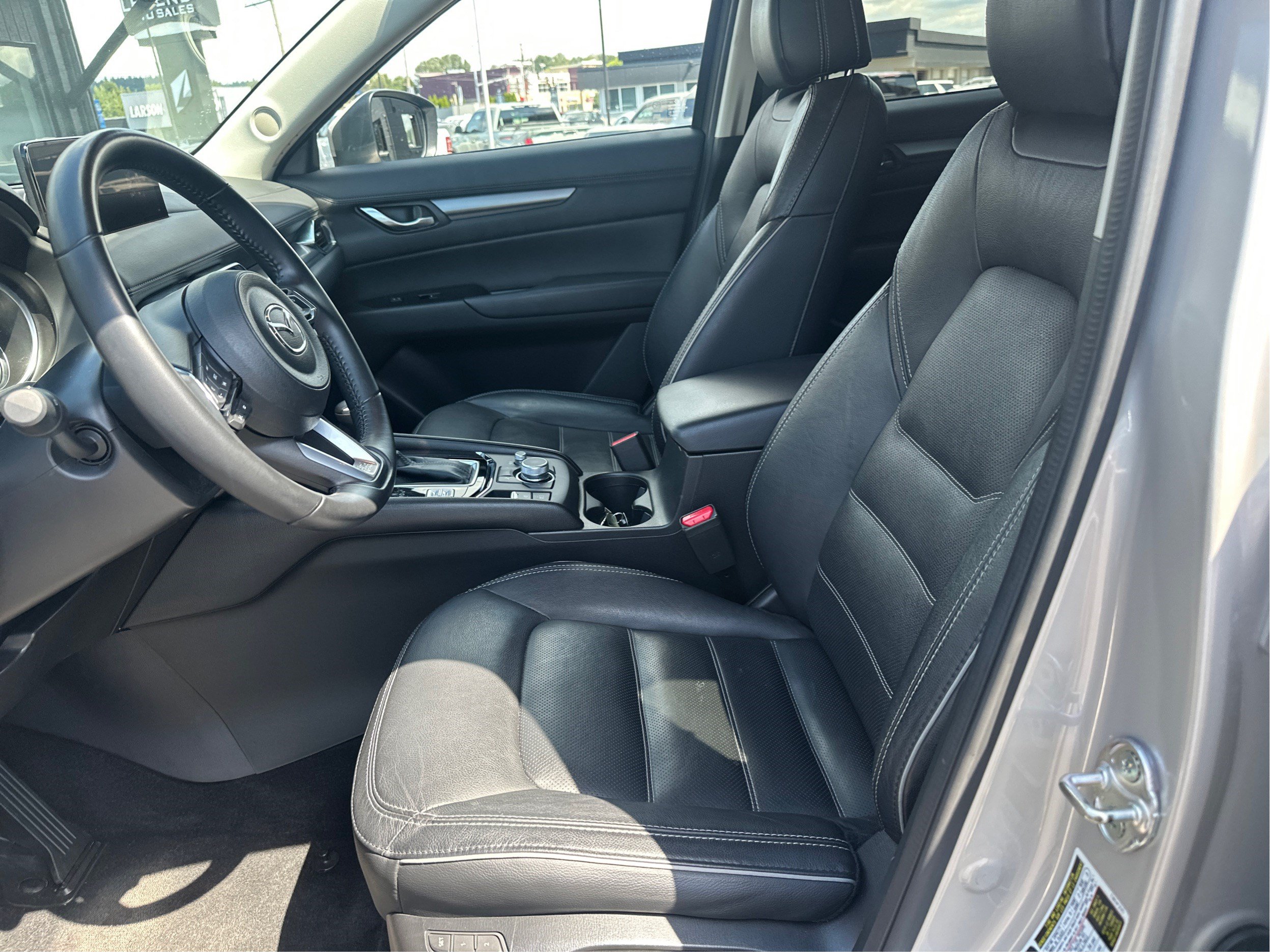 Used 2025 MAZDA CX-5 AWD 2.5 S w/ Preferred Package image 9