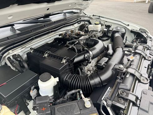 Used 2019 Nissan Frontier S image 27