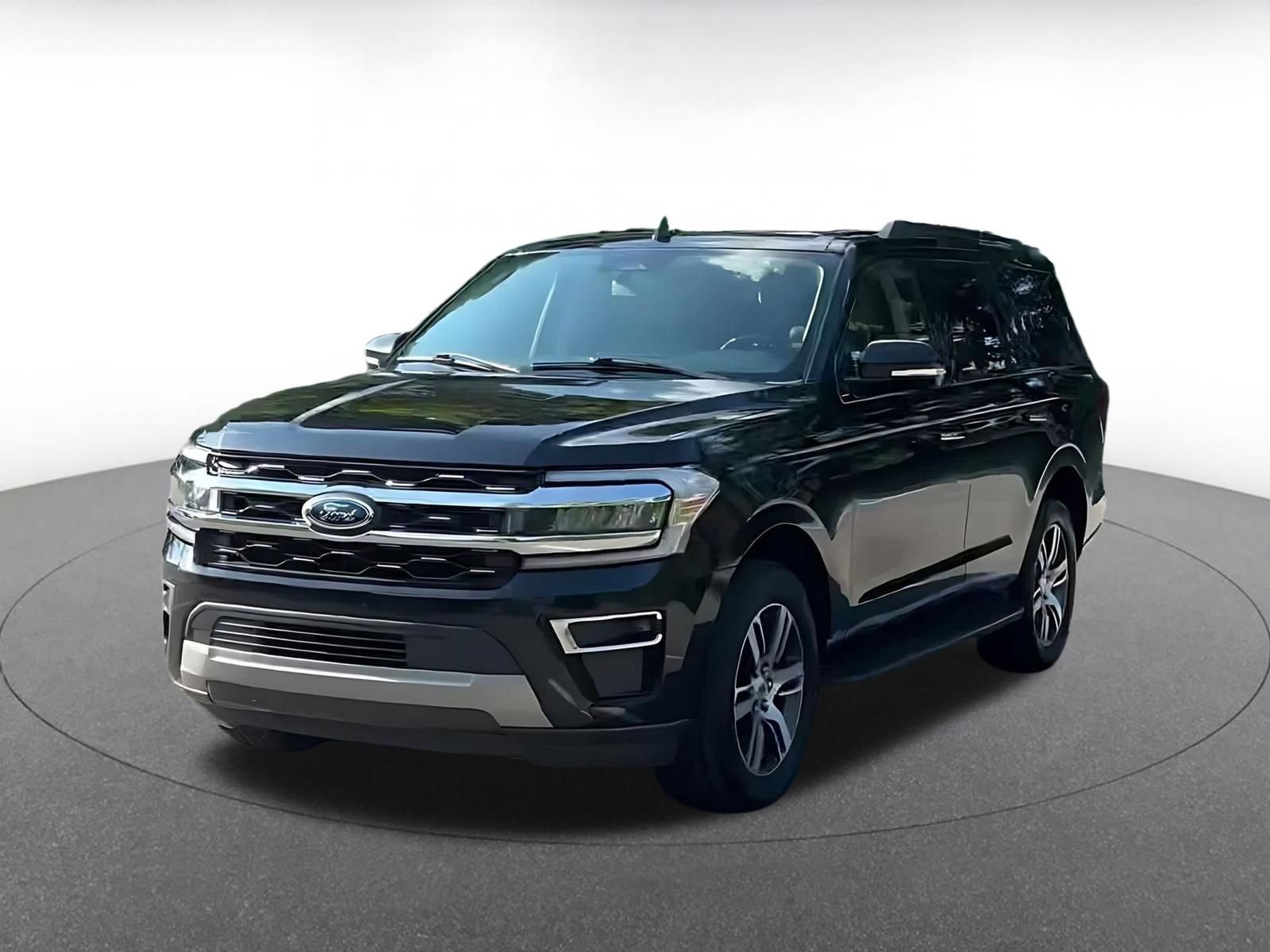 Used 2024 Ford Expedition Limited AWD/4WD image 6