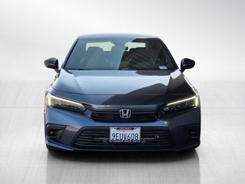 Used 2023 Honda Civic Sport image 2