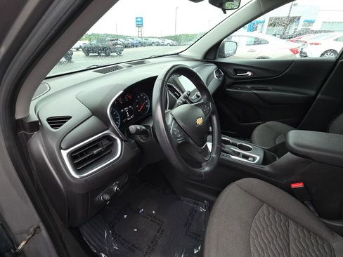 Used 2018 Chevrolet Equinox LT FWD image 14