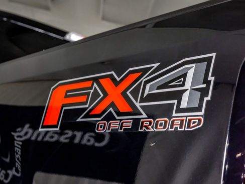 Used 2019 Ford F250 XLT w/ XLT Premium Package image 45