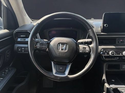 Used 2023 Honda Pilot Elite image 12