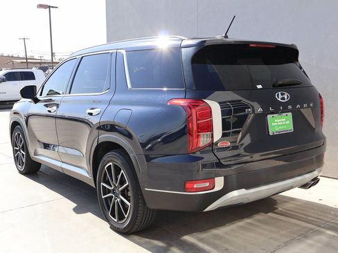 Used 2020 Hyundai Palisade SEL FWD image 3