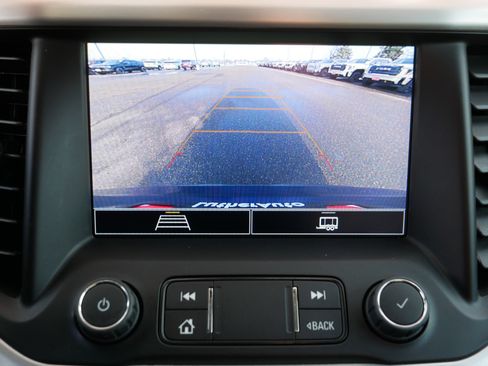 Used 2023 GMC Acadia SLE w/ Driver Convenience Package image 27