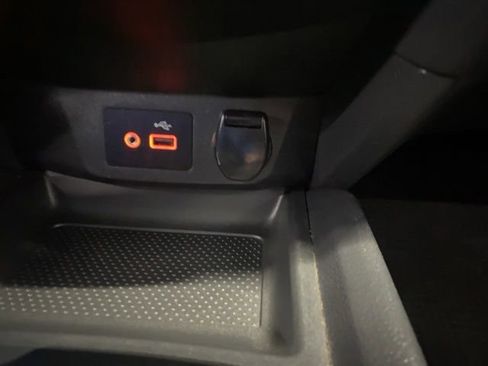 Used 2020 Nissan Rogue SV AWD/4WD image 23