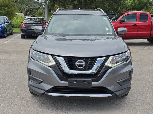 Used 2020 Nissan Rogue SV w/ Premium Package AWD/4WD image 2