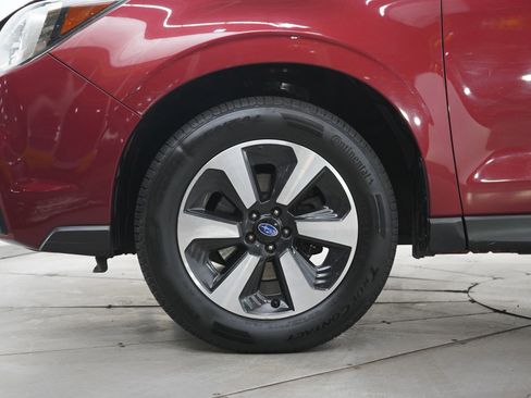 Used 2017 Subaru Forester 2.5i Premium AWD/4WD image 29