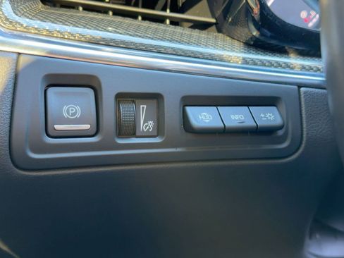 Used 2021 Cadillac XT5 Sportv image 18