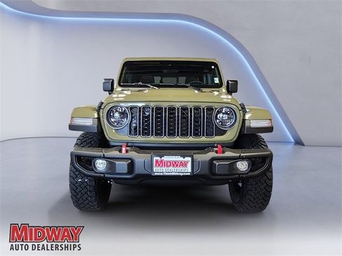 New 2025 Jeep Gladiator Rubicon w/ Convenience Group image 8