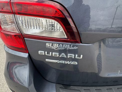 Used 2016 Subaru Outback 2.5i Premium image 17