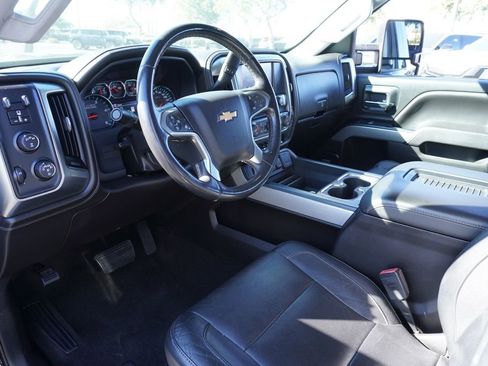 Used 2017 Chevrolet Silverado 2500 LTZ w/ Duramax Plus Package image 17