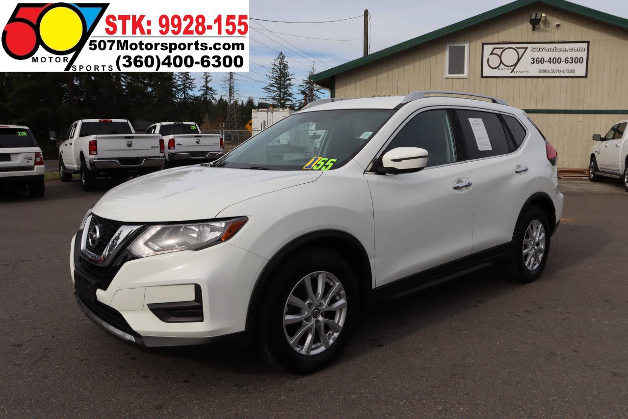 Used 2017 Nissan Rogue SV FWD image 2