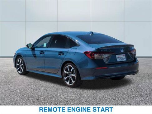 Used 2025 Honda Civic Sport Touring image 9