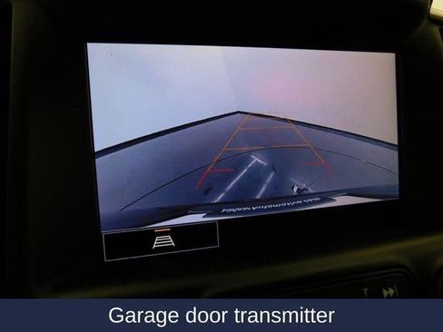 Used 2023 GMC Terrain AT4 image 34