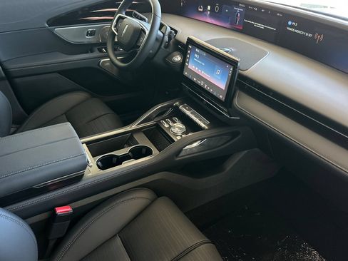 New 2026 Lincoln Nautilus Reserve AWD/4WD image 15