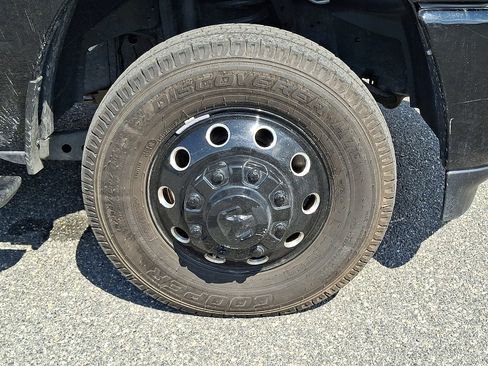 Used 2023 RAM 3500 Laramie AWD/4WD image 8