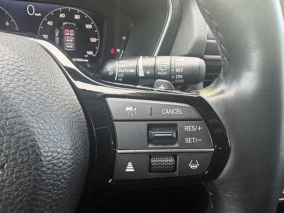 Used 2025 Honda Pilot Elite image 19