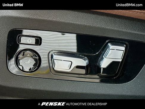 Used 2024 BMW X7 xDrive40i w/ Executive Package image 4