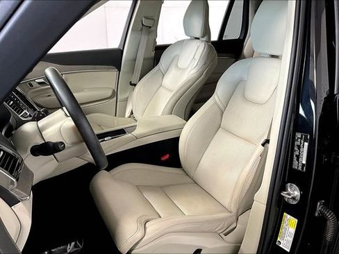Used 2023 Volvo XC90 B6 Ultimate w/ Protection Package Premier image 25
