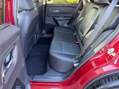 New 2026 Nissan Rogue Platinum w/ Platinum Premium Package image 30