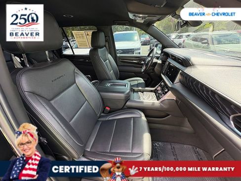 Used 2022 GMC Yukon Denali RWD image 25