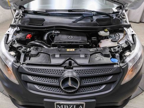 Used 2022 Mercedes-Benz Metris image 24