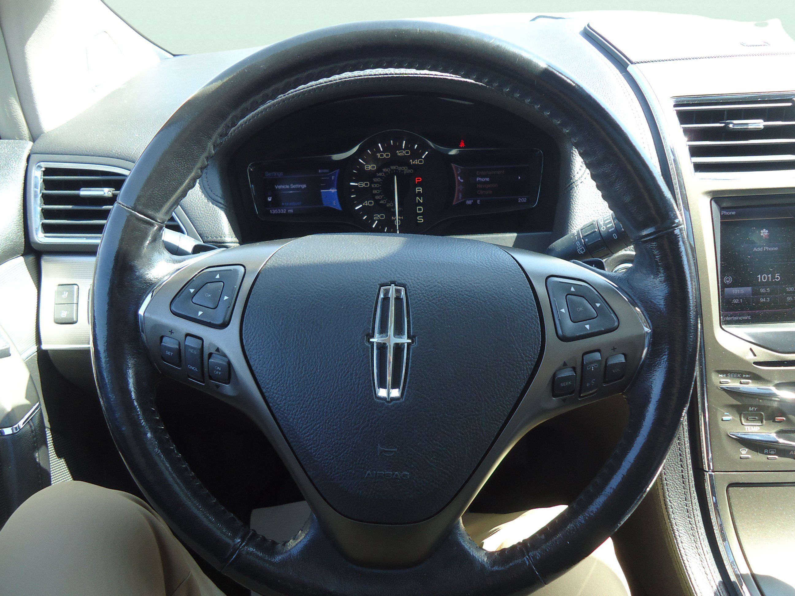 Used 2013 Lincoln MKX AWD image 13