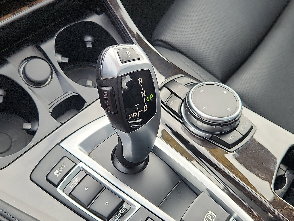 Used 2015 BMW 535i xDrive Sedan AWD/4WD image 19