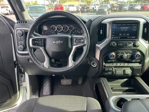 Used 2021 Chevrolet Silverado 1500 RST w/ Z71 Off-Road Package AWD/4WD image 15